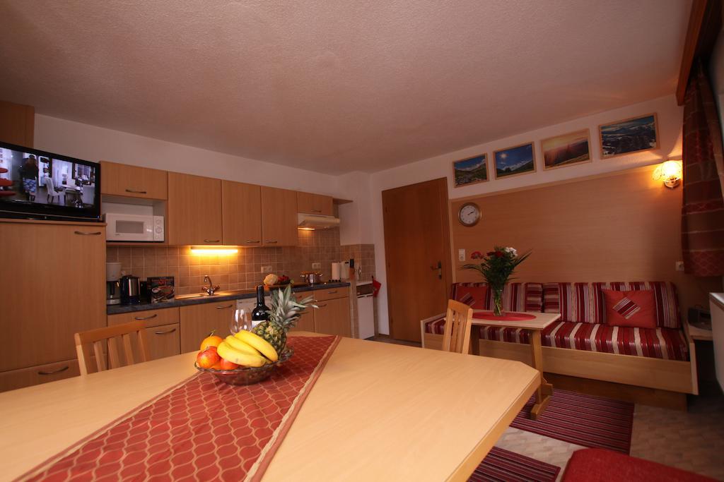 Haus Ladner Apartment See Bilik gambar